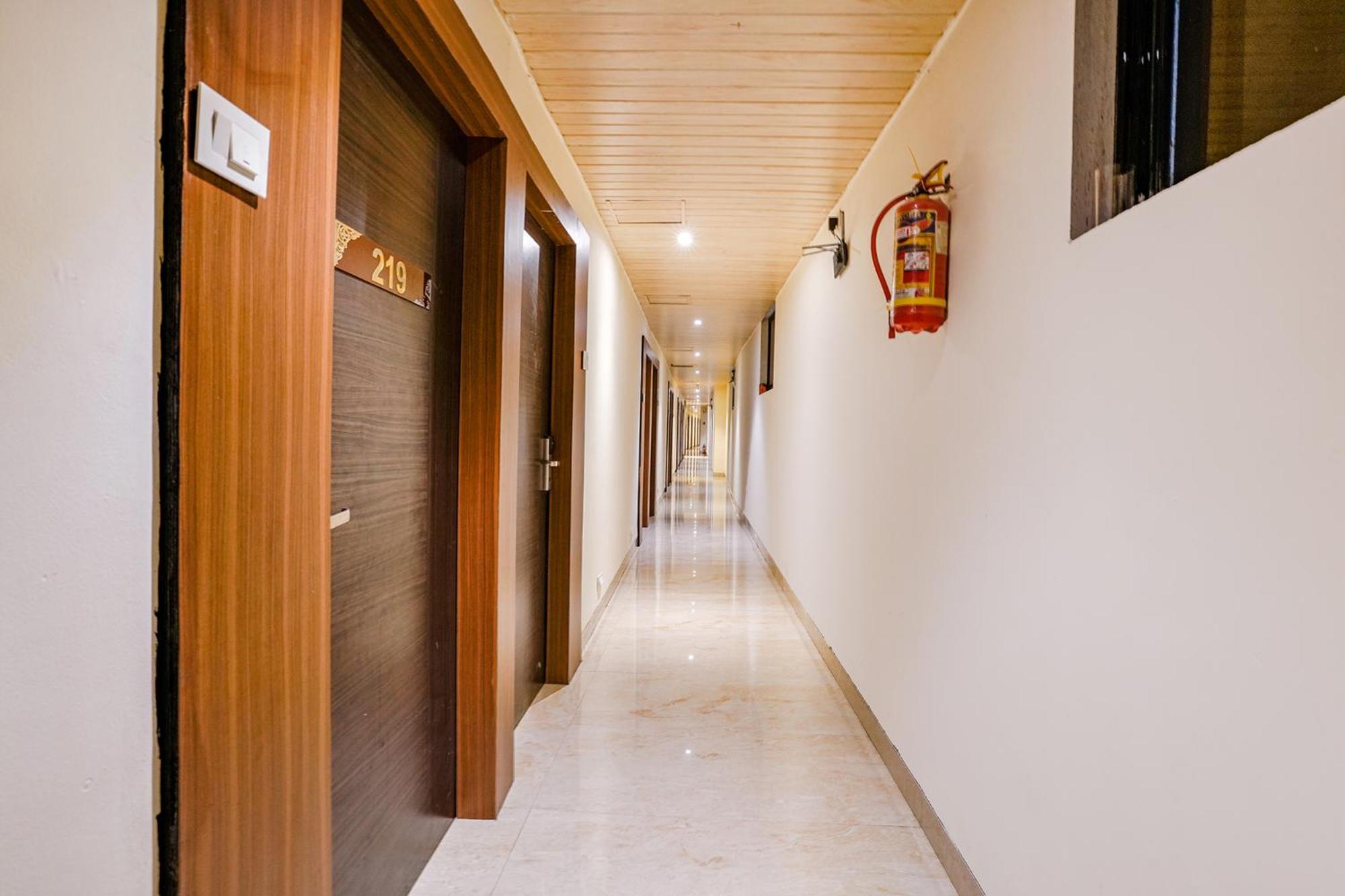 Fabexpress Embassy Suites - Nr Bkc Bombaim Exterior foto